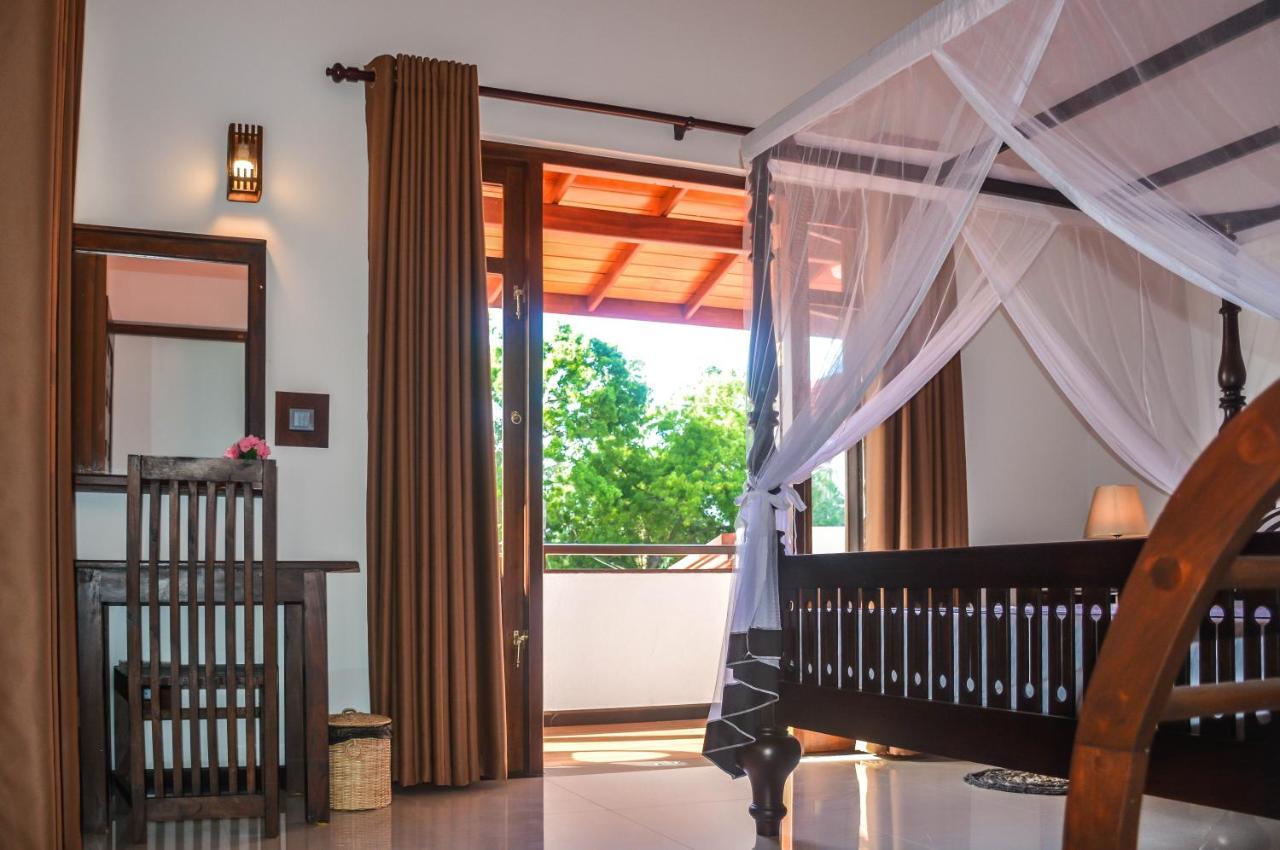 Janu Homestay Тангале Екстериор снимка