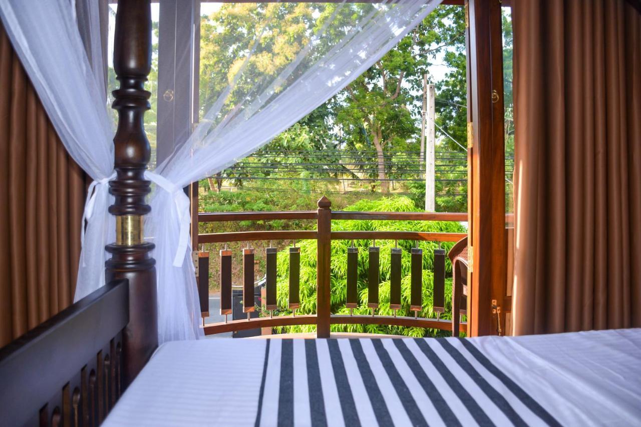 Janu Homestay Тангале Екстериор снимка