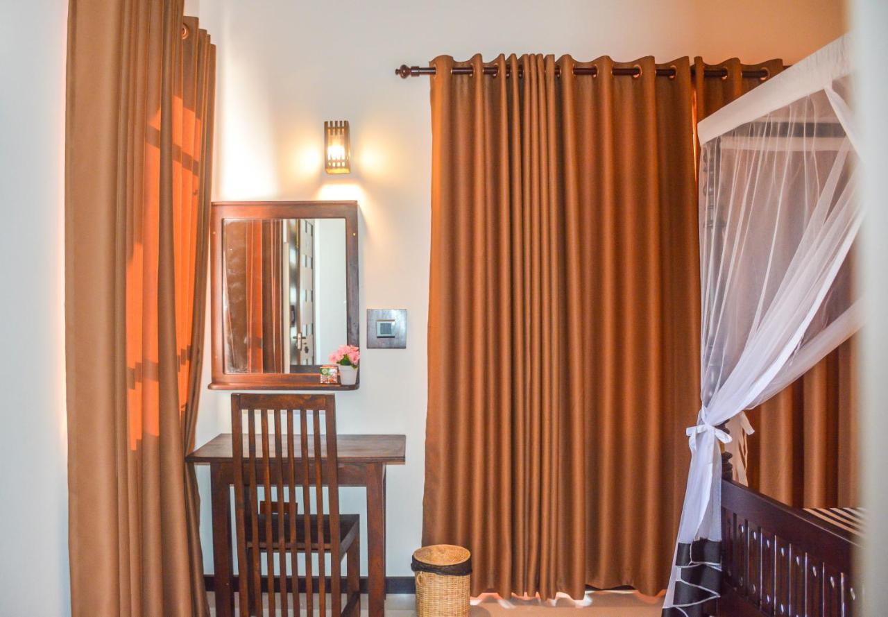 Janu Homestay Тангале Екстериор снимка