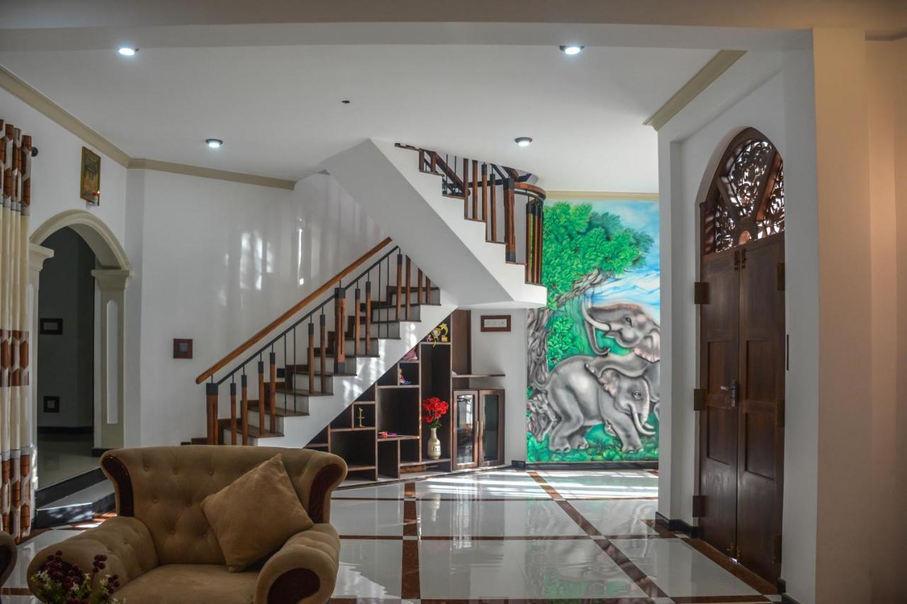 Janu Homestay Тангале Екстериор снимка