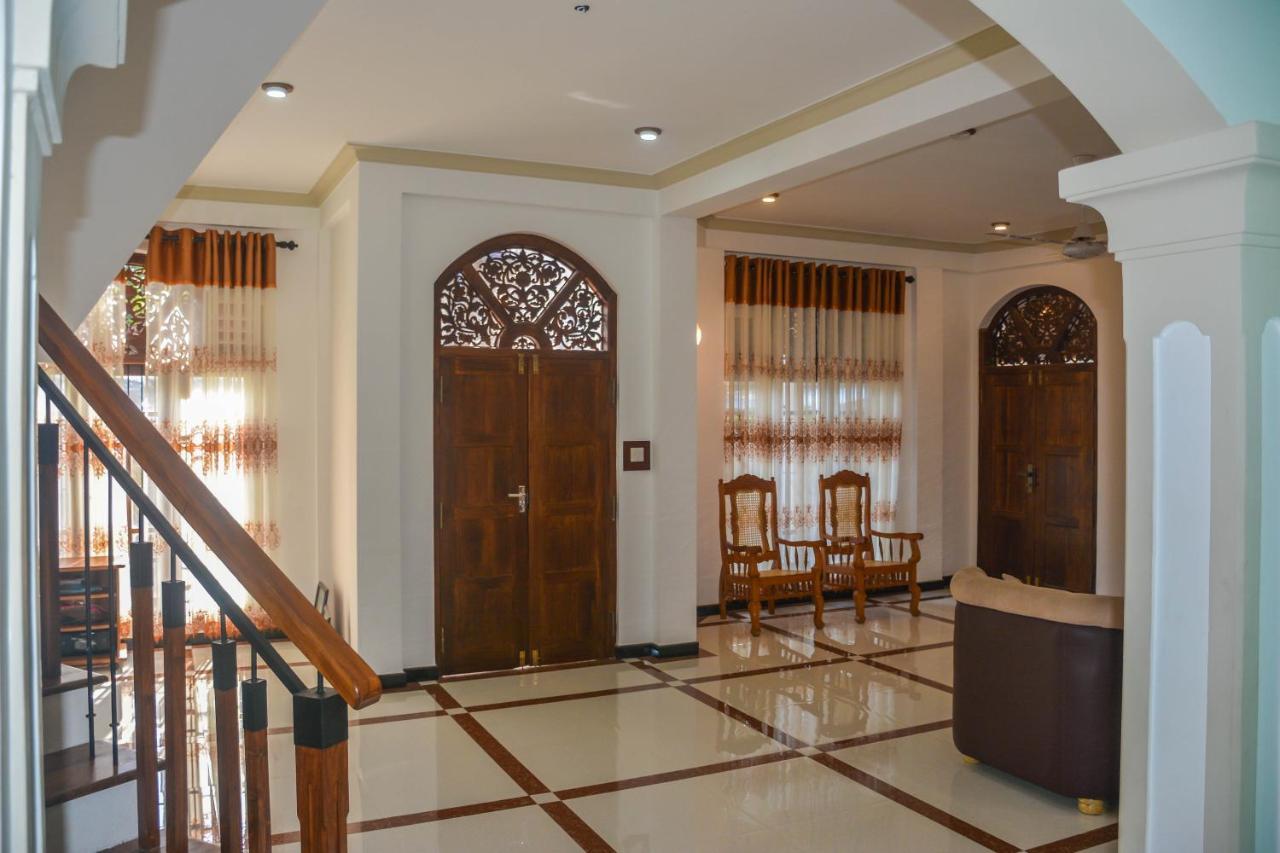 Janu Homestay Тангале Екстериор снимка