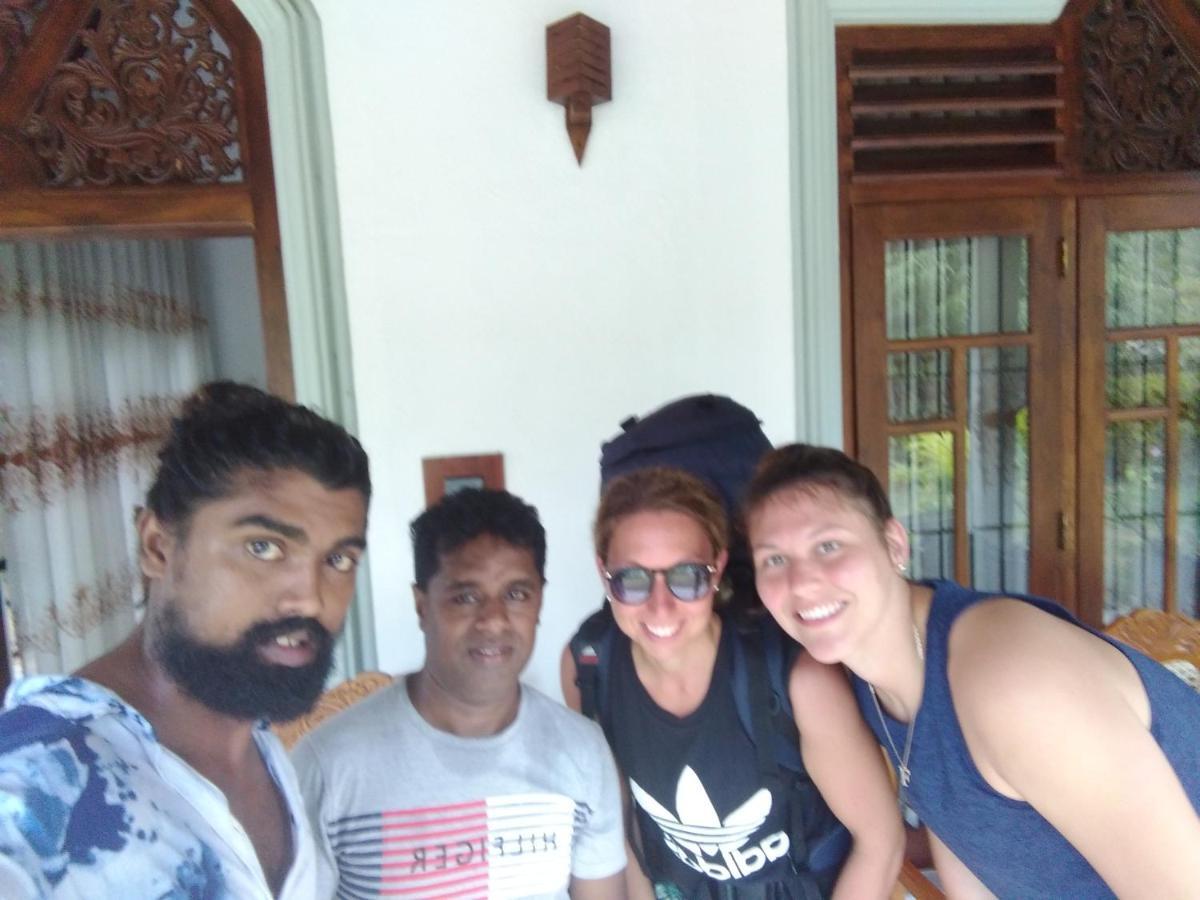 Janu Homestay Тангале Екстериор снимка